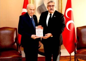 PKK’lı Remzi Kartal’la fotoğrafı olan Hüseyin Yayman, Bahçeli’yi ziyaret etti