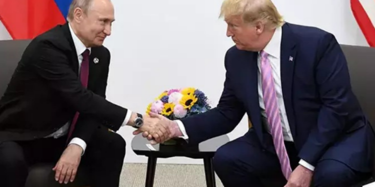 Putin ile Trump Görüştü mü? Açıklama Geldi