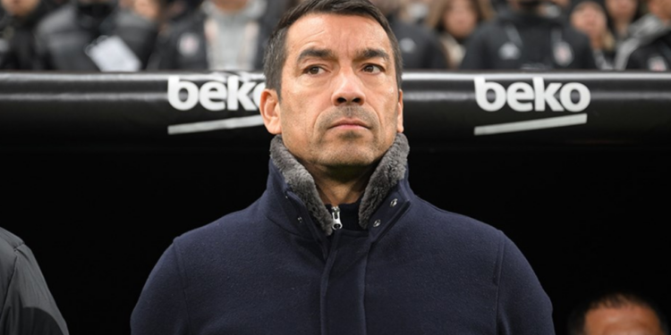 Resmi Açıklama Geldi: Beşiktaş'ta Giovanni Van Bronckhorst Dönemi Sona Erdi