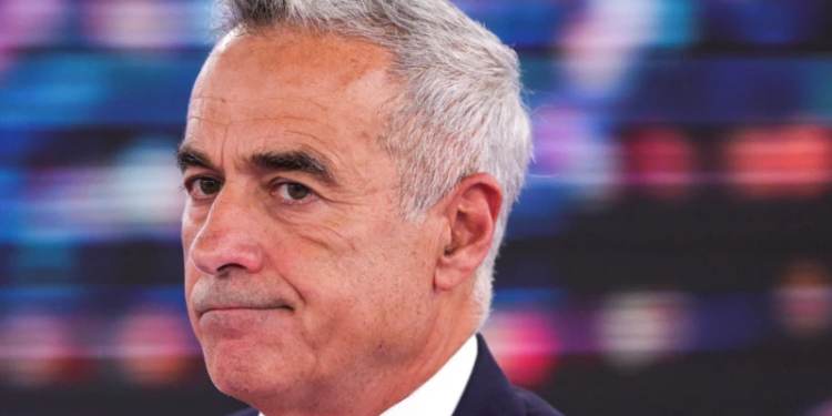 Romanya’da cumhurbaşkanlığı seçimleri: Aşırı sağcı bağımsız aday Georgescu ilk turu önde tamamladı