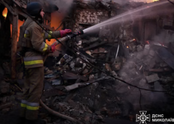 Rusya’dan Ukrayna’ya son ayların en büyük hava saldırısı: Polonya hava savunmasını alarma geçirdi