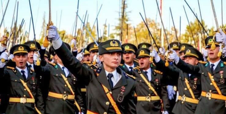 Selvi: Erdoğan, teğmenler konusunda ‘sert gitmeyin’ talimatı verdi