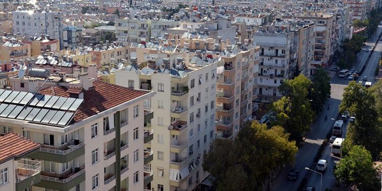 Sitelerde zam dönemi: Genel kurullarda aidatlar belirlenecek