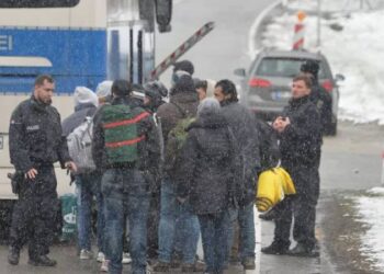 Suriye ve Afganistan'dan sonra Almanya'ya iltica başvurularında Türkler üçüncü sırada