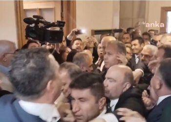 TBMM’de Yerlikaya’ya kayyım protestosu: Çıkan arbedede AKP’liler ile CHP’liler itişti