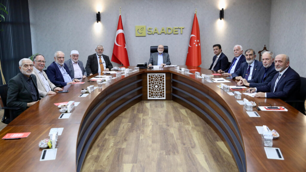 Temel Karamollaoğlu Bırakıyor, Saadet Partisi YİK, Yeni Başkanı Belirledi