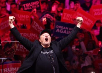 The Guardian’ın ardından İspanyol La Vanguardia da X’te paylaşımları durdurdu: “Komplo teorileri ve dezenformasyonla dolu bir yankı odası”