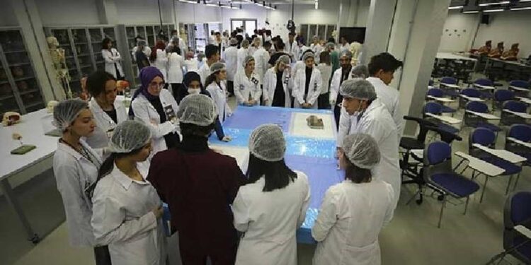 Tıp fakültelerinde kadavra krizi: 'Bağış yetersiz'