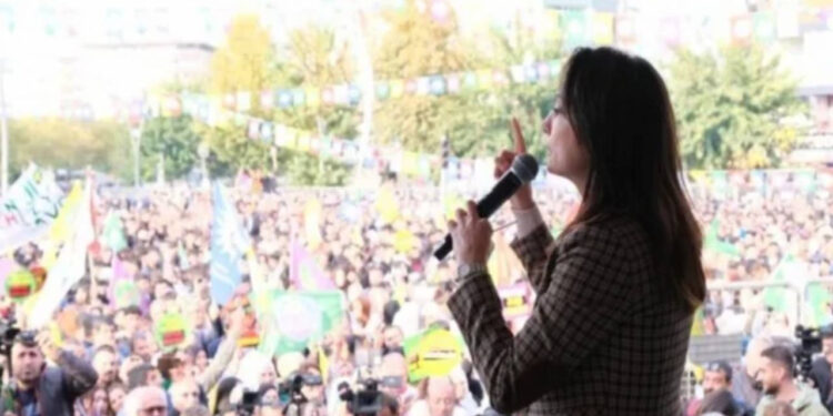 Tülay Hatimoğulları: Müzakereye de Mücadeleye de Hazırız