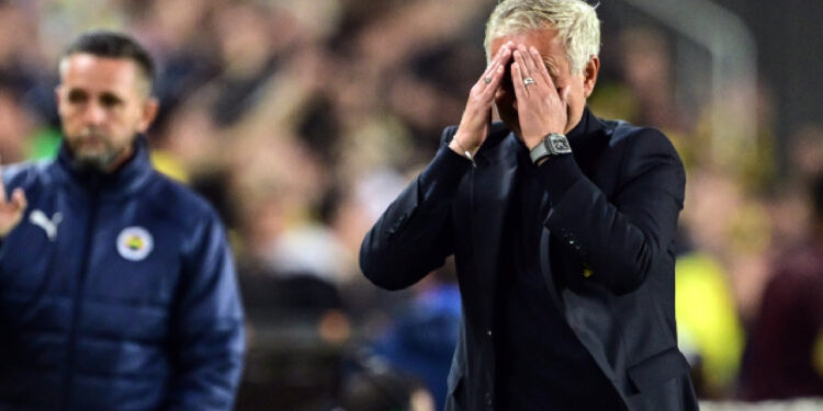 UEFA'dan Mourinho'yu Yıkan Karar
