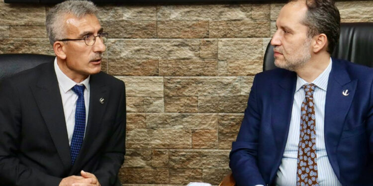 YRP'de Deprem: Belediye Başkanı ve Meclis Üyeleri İstifa Etti