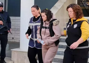 Yangında 5 çocuğu ölen anne Bakanlığı yalanladı: ”Bırakın 100 bin lirayı hiç yardım almadım”