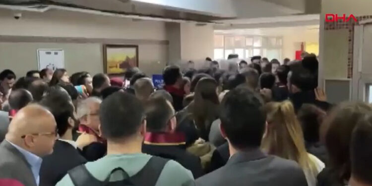 Yenidoğan çetesi davasında 3. gün: ”500 gram bebek mi olur çek fişini”