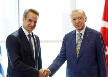 Yunanistan'da Türkiye Depremi: 'Kişisel Onurum Gereği' Diyerek İstifa Etti