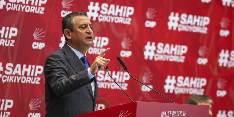 Zihni bozuk, kalbi kötü, eli kirli, utanmaz arlanmaz bir pişkinlikle muhatabız!