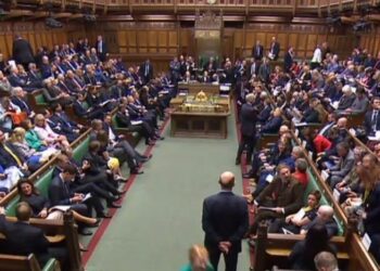 ‘Destekli Ölüm Yasası’ İngiltere’yi ikiye böldü