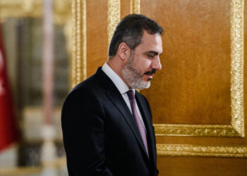 ‘Hakan Fidan, Kürtlerle ilgili o ifadeyi ağzından kaçırdı, açıklama yapmalı’