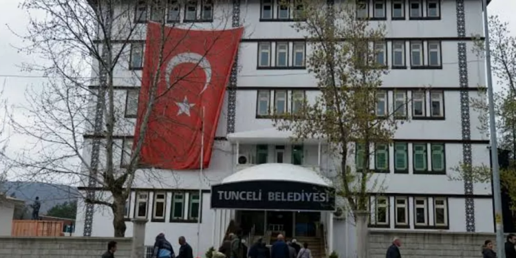 ‘Kayyım’ hamlesi; 414 belediye başkanı CHP’de toplanacak!