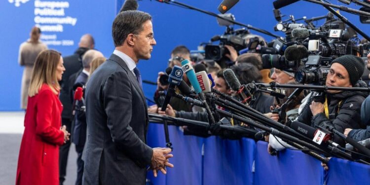 Rutte: Şu anki öncelik Rusya ile olası barış görüşmelerinde Ukrayna’nın elini güçlendirmek