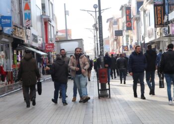Agirîliler yüksek doğalgaz faturalarına tepkili