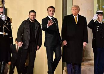 Macron, Zelensky ve Trump görüştü