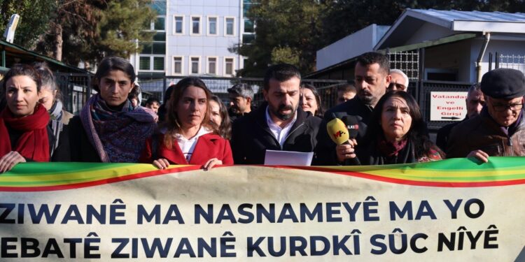 Rıfat Ronî’nin duruşması öncesi açıklama: Dilimiz varlığımızdır