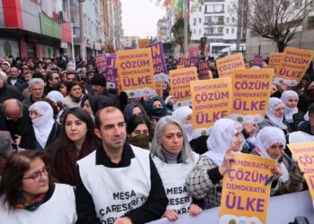 ‘Çözüm ve özgürlük’ için yola koyuldular: Yürüyüşe güç verelim