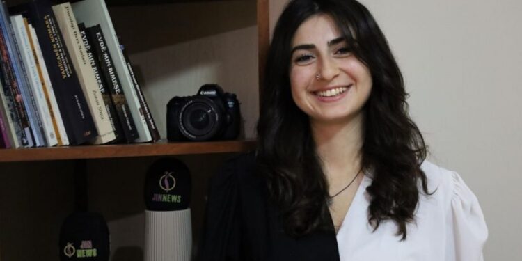 Gazeteci Öznur Değer hakkında soruşturma başlatıldı