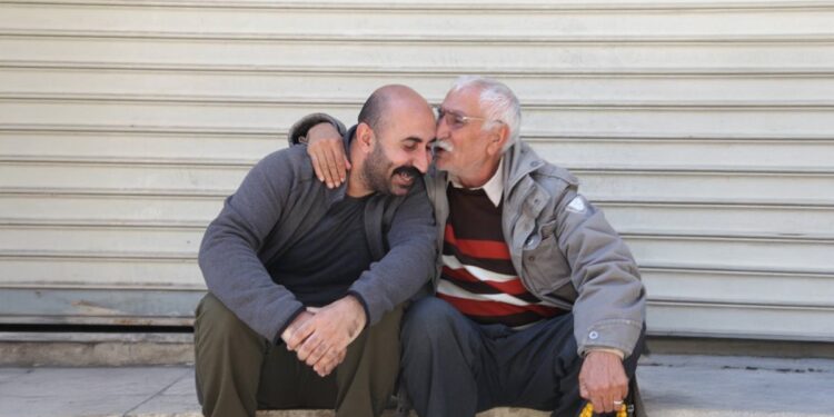 Arkadaşları Nazım’ı anlattı: Nerede hak ihlali varsa oradaydı