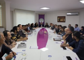 DEM Parti: Kuzey ve Doğu Suriye’de savaş suçu işleniyor