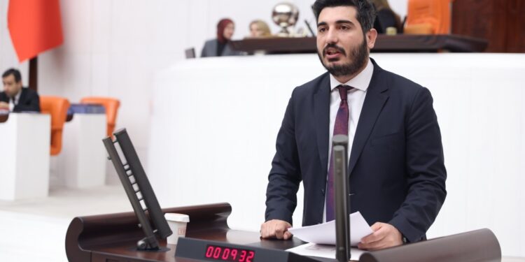 Özgür Basın’a saldırılar Meclis gündeminde: Hakikat susmayacak