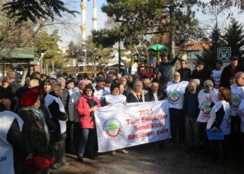 Emekliler: Açlık ve yoksulluk savaşı veriyoruz