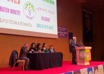 ‘Demokratik siyasete ciddi sorumluluk düşüyor’