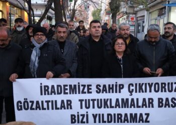 Birsen Orhan protestosu: Bariyere muhalefet ettiği için tutuklandı!