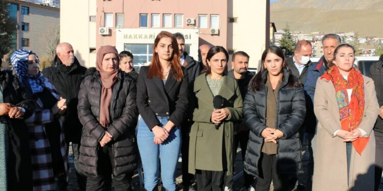 Uyuşturucu ve fuhuşla gündeme gelen Ayşegül A.’nın davası ertelendi