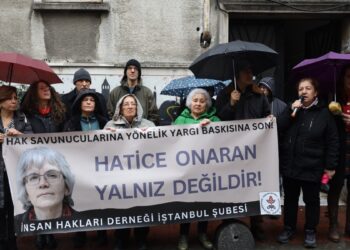Tutsak Hatice Onaran için dayanışma eylemi