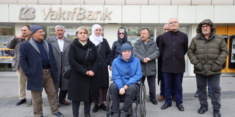 Tutsaklara para gönderme kampanyası: Dayanışmak görevdir