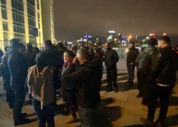 İstanbul’da 7 gazeteci ve 2 siyasetçi tutuklandı