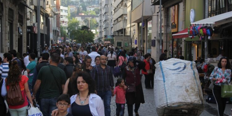 İzmir Kemeraltı esnafı: 2025 zor geçecek