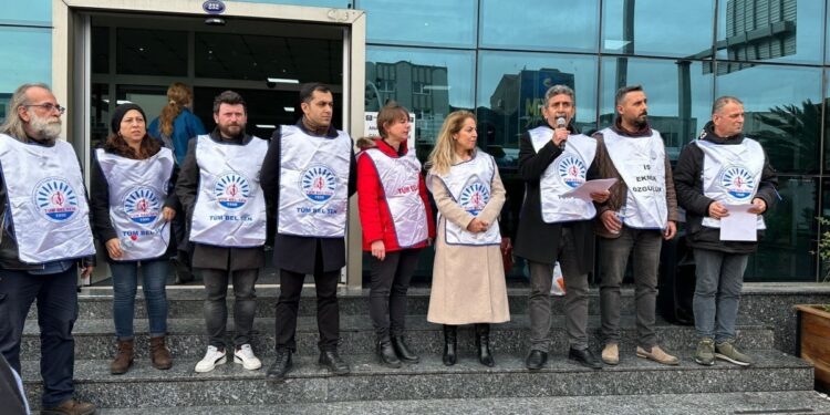 Belediye çalışanlarından TİS eylemi