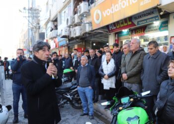 Sınırdaki nöbet eylemi sürüyor: Çare Özerk Yönetim’le görüşmektir