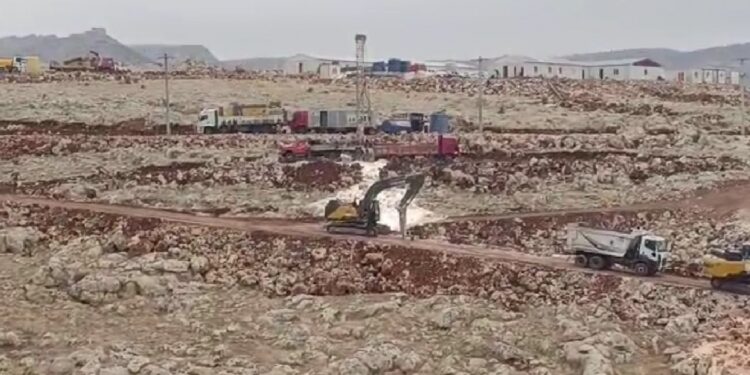 Kazı çalışmasında patlatılan dinamit tedirginlik yaratıyor