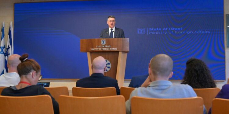 İsrail Dışişleri Bakanı: Kürtlere yönelik saldırılar durdurulmalı