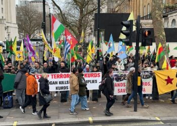 İngiltere’de ‘Rojava’yı savun’ eylemi