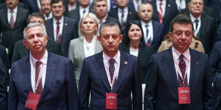 CHP’li 6 belediyenin hesabına bloke konuldu