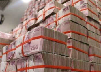 Hazine 31,9 milyar borçlandı