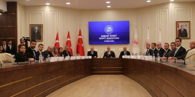 Asgari ücreti açıklandı: 22 bin 104 lira