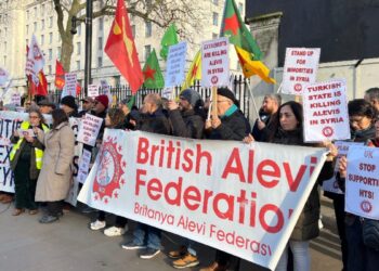 İngiltere’de Başbakanlığa Suriye’deki saldırılara ilişkin mektup