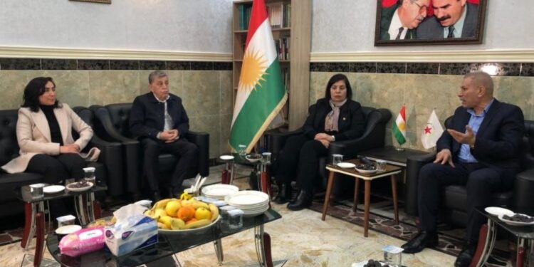 KNK ve PYD heyetleri Süleymaniye’de bir araya geldi