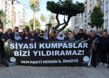 Mersin’de tutuklama protestosu